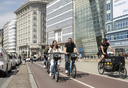Inés Rey: “As novas bicis eléctricas serán a base dunha mobilidade moderna e sostible para A Coruña”